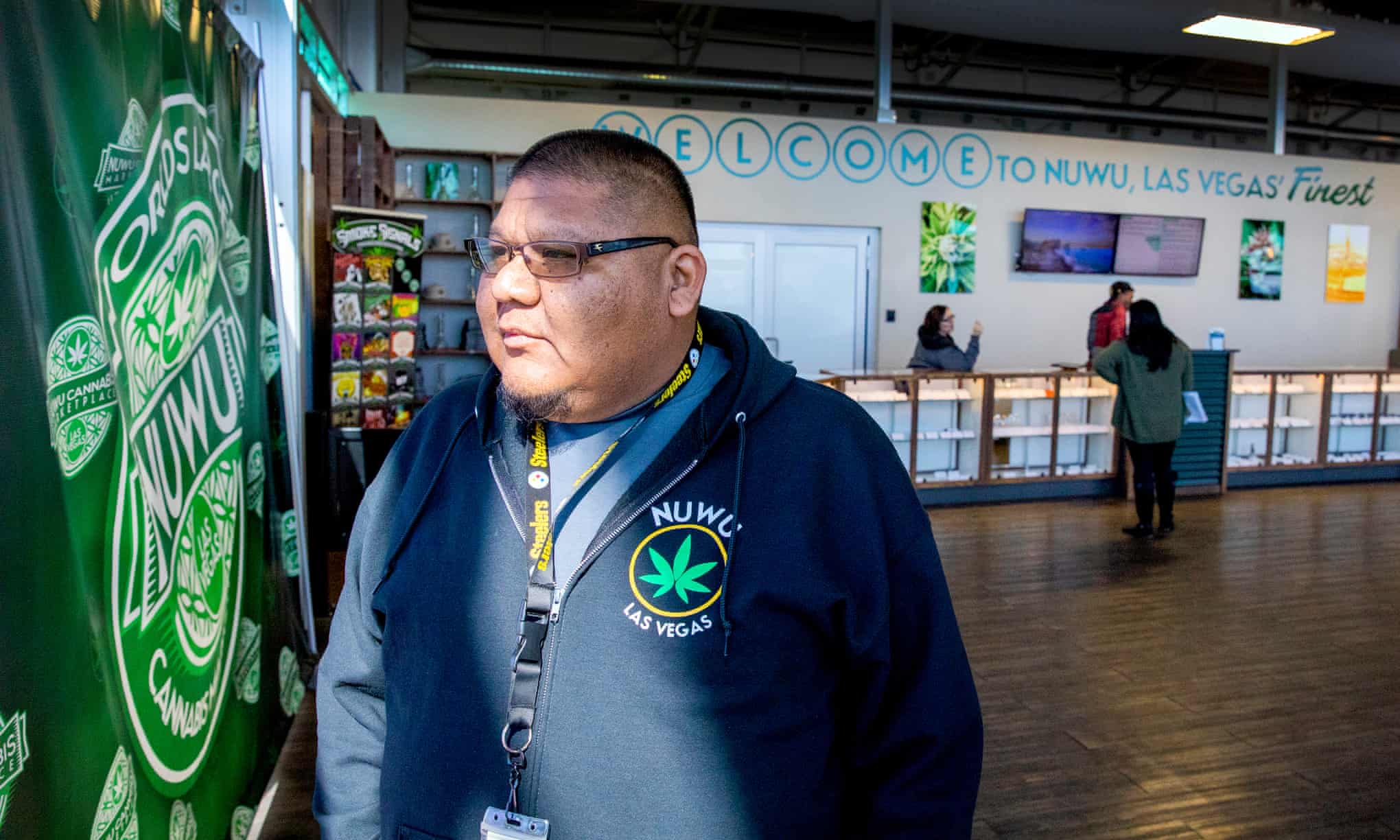 Guardian - Benny Lounge Opening 01